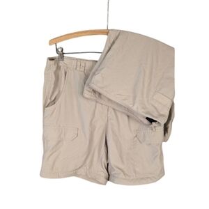 White Sierra large hiking pants/ shorts khaki color